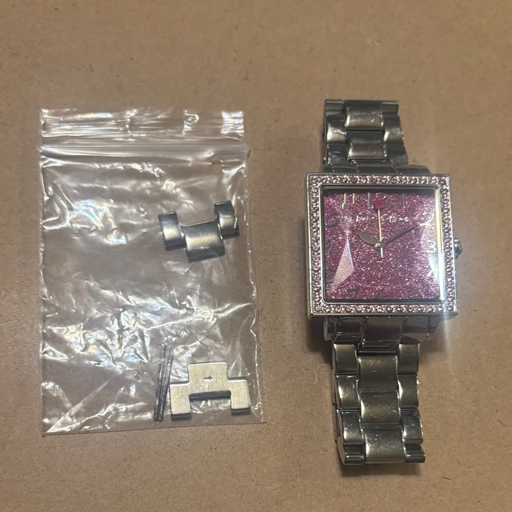 Betsey Johnson Crystal Rhinestone Pink Glitter Heart Watch - Picture 13 of 13